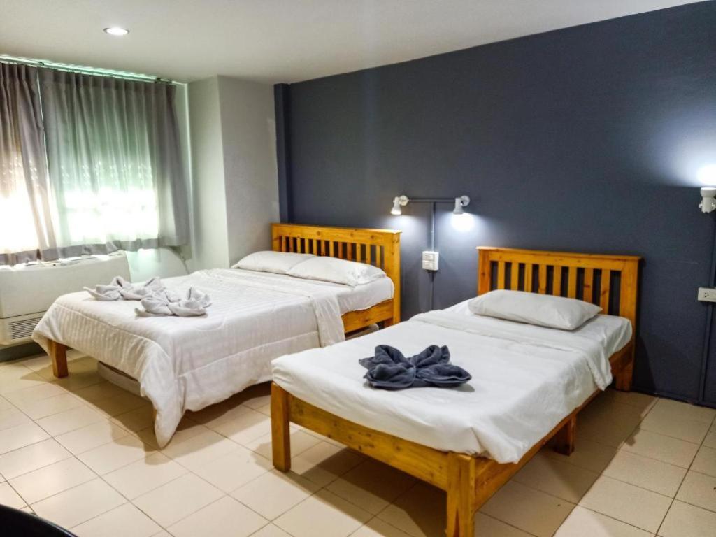 The Moon House Hotel Chiang Mai Buitenkant foto