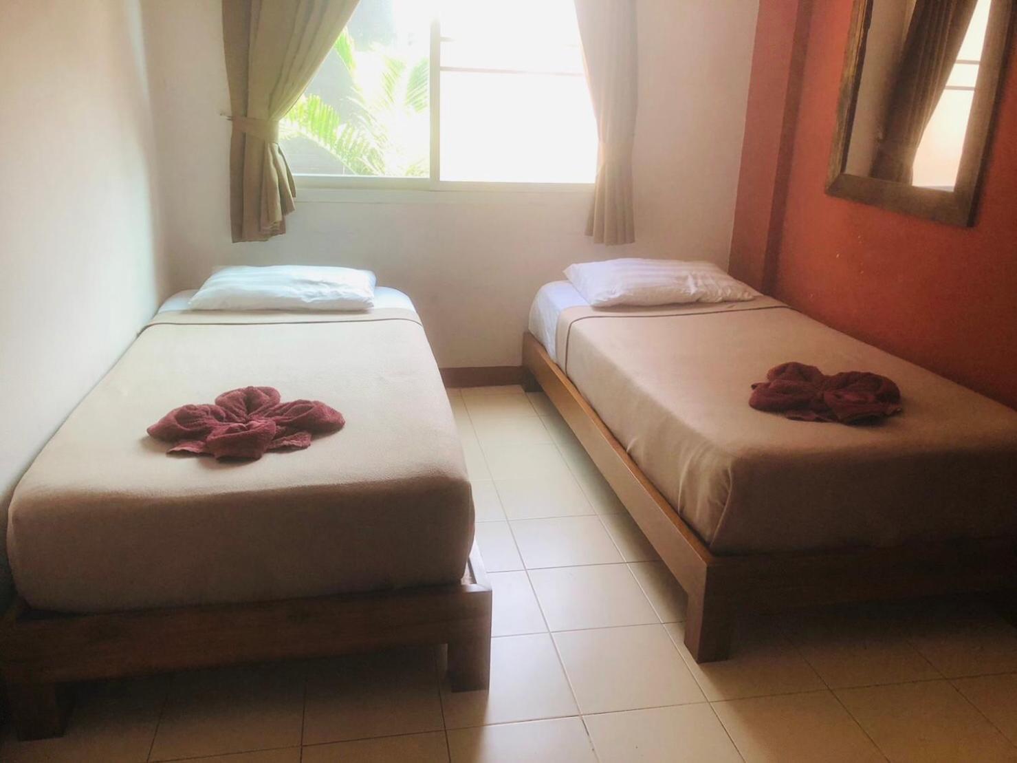 The Moon House Hotel Chiang Mai Buitenkant foto